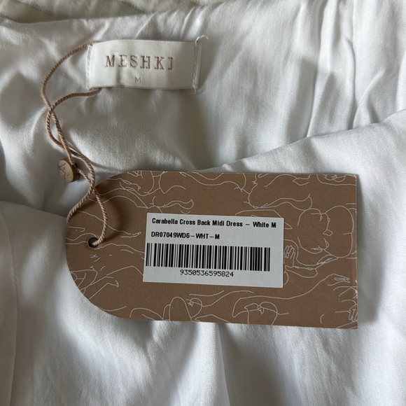 Elegant White Halter Dress - Picture 4 of 4